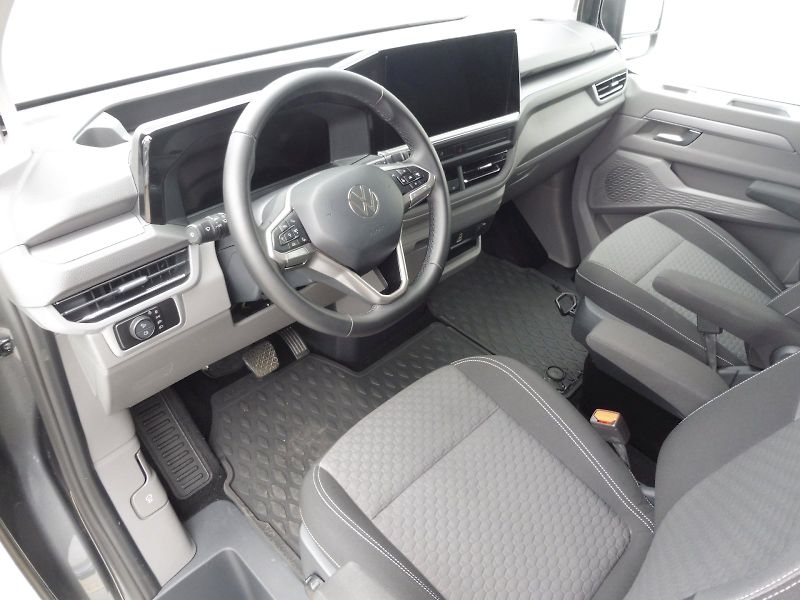 Volkswagen Caravelle (2026) Style DR 2,0 TDI 125kW 8AUT 4M - fotka 6 z 32
