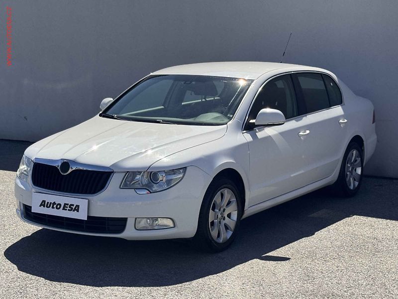 Škoda Superb (2009) 2.0 TDi, ČR, Ambition, DSG - fotka 3 z 14