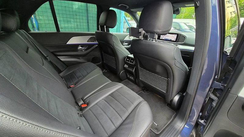 Mercedes-Benz GLE 450d 4Matic/AMG/21/ČR - fotka 23 z 25