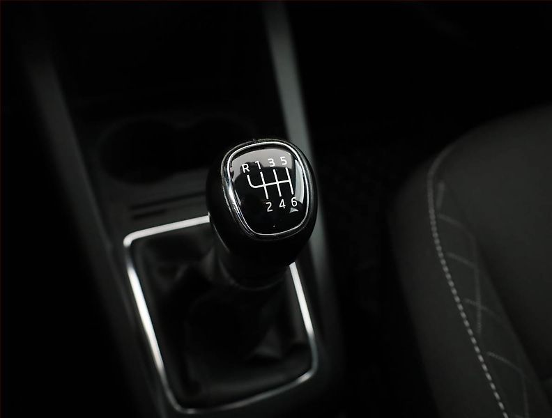Škoda Fabia (2018) Style Plus 1.0 TSI, Navi - fotka 13 z 20