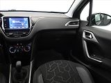 Peugeot 2008 (2019) 1.2 PureTech, ČR,1.maj - náhled 8