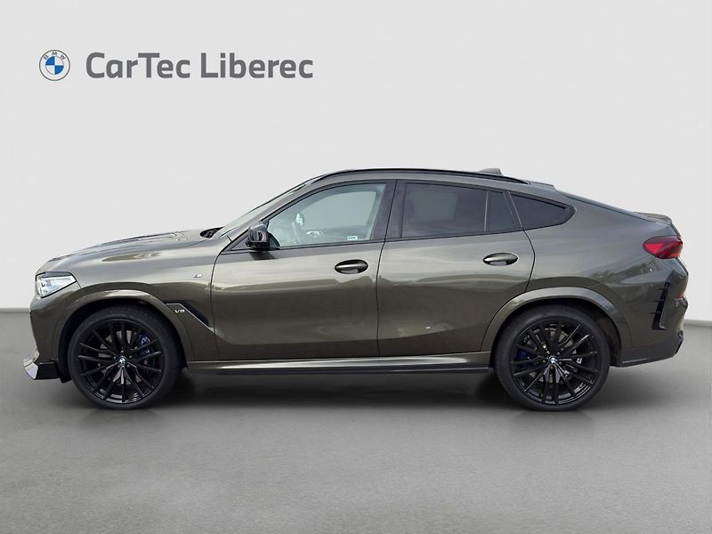 BMW X6 M50i - fotka 5 z 20