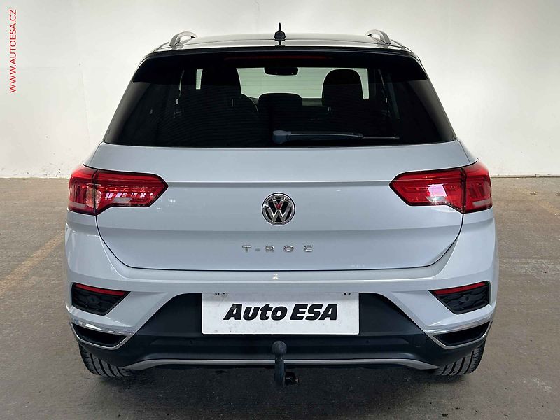 Volkswagen T-Roc (2018) 1.5TSi, autoAC - fotka 5 z 15