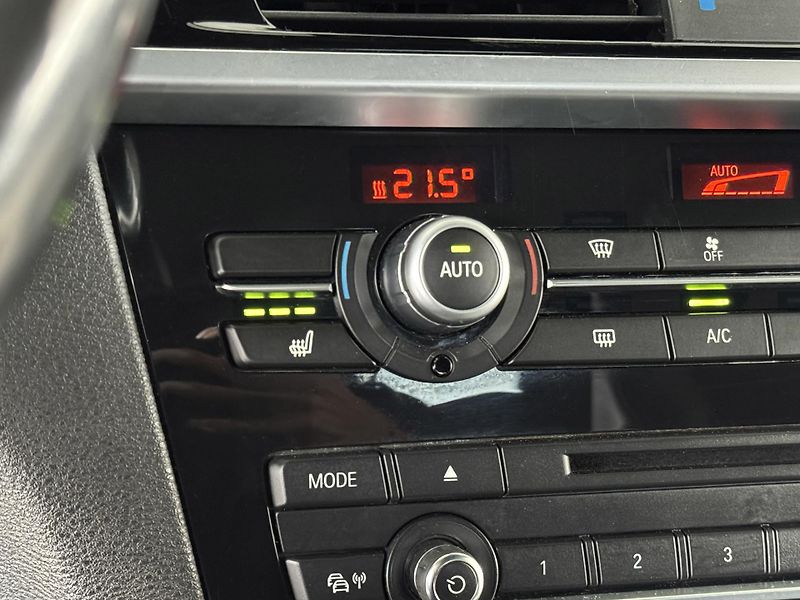 BMW X4 20d xDrive*M-SPORT*KeyLess*DPH - fotka 23 z 37