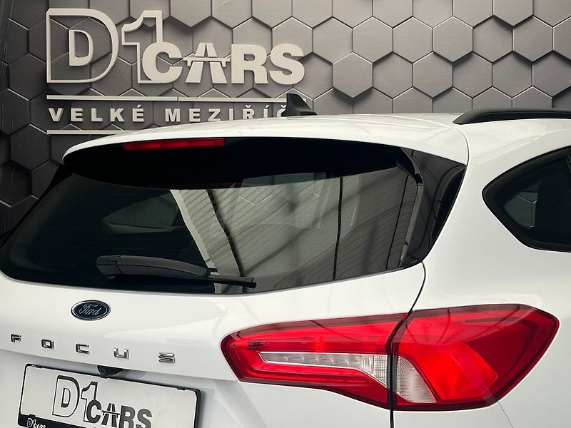 Ford Focus 2.0 EB ST-Line  manuál - fotka 43 z 50