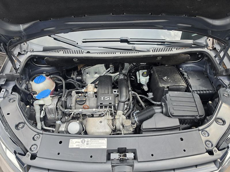 Volkswagen Touran 1.2 TSI 7 Míst Match - fotka 15 z 20