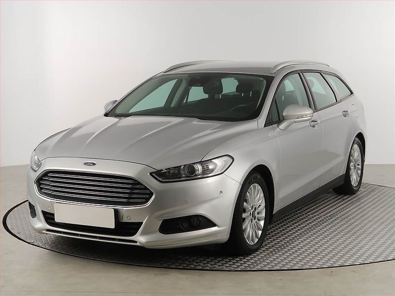 Ford Mondeo (2018) Trend 2.0 TDCI, Automat, Navi - fotka 2 z 18