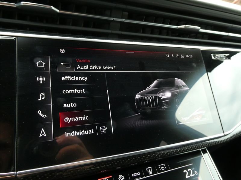 Audi SQ7 4,0 TDi V8 320kWwebasto,matrix - fotka 45 z 50