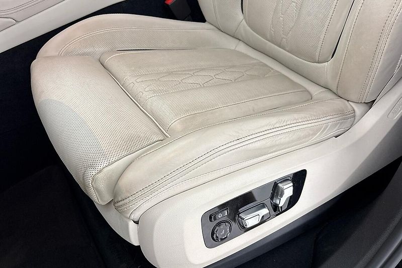 BMW X6 xDrive40d - fotka 7 z 29