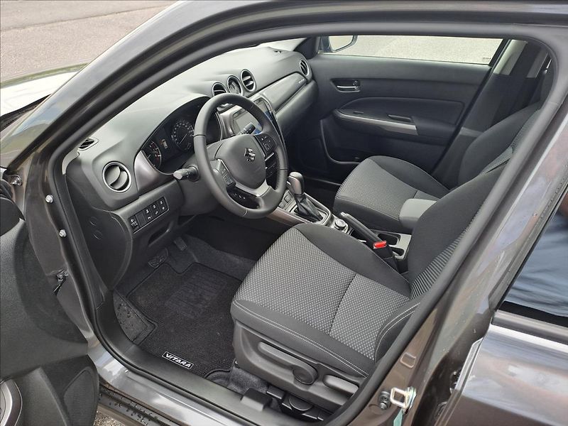 Suzuki Vitara (2026) 1,4 BoosterJet Premium AllGrip - fotka 8 z 23