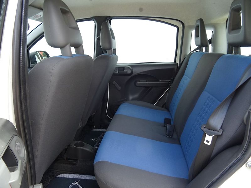 Fiat Panda (2011) 1.2i,51kW,klimatizace - fotka 16 z 21