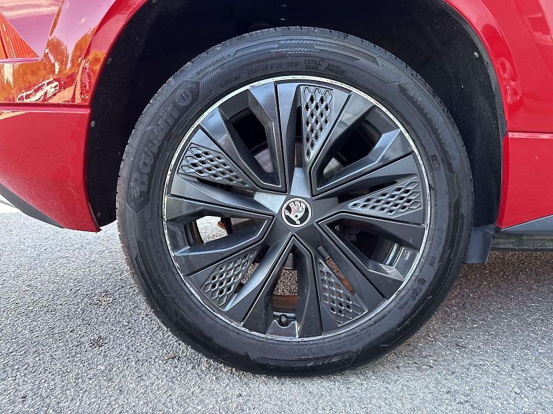 Škoda Karoq (2022) 2.0 TDI 4x4 DSG Sportline - fotka 30 z 33