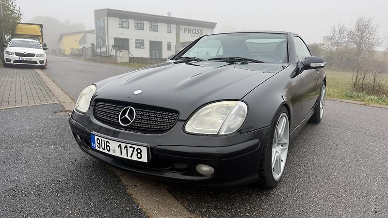 Mercedes-Benz SLK (2000) 320 AUT 160KW MB KOLA18 KLIMA - fotka 3 z 24