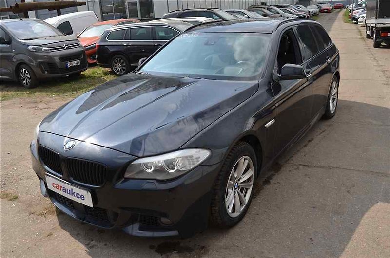 BMW Řada 5 (2011) 535 D XDRIVE TOURING AT - fotka 1 z 20
