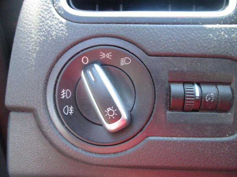 Volkswagen Polo 1.2 TSi - fotka 17 z 31