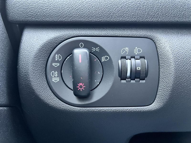 Audi A3 SPORTBACK 2.0TDi 103kw KLIMA  - fotka 13 z 36