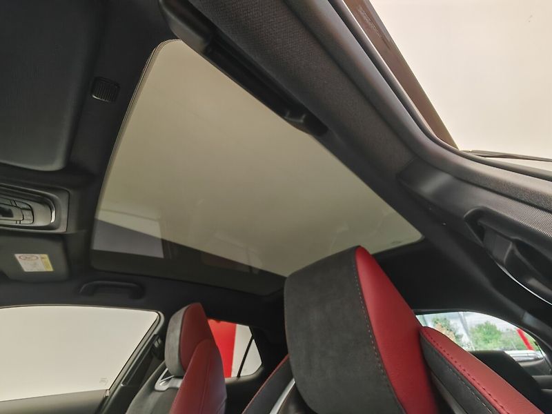 Toyota C-HR 2.0 PHEV Tokyo Edition *Panora - fotka 32 z 39