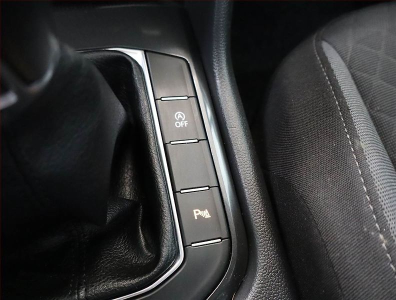 Volkswagen Tiguan (2016) Comfortline 2.0 TDI, Navi - fotka 19 z 22