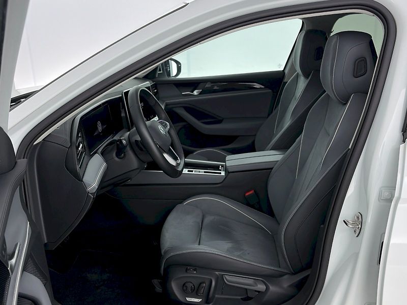 Volkswagen Passat (2024) Business 1.5 TSI 110kW DSG - fotka 7 z 35