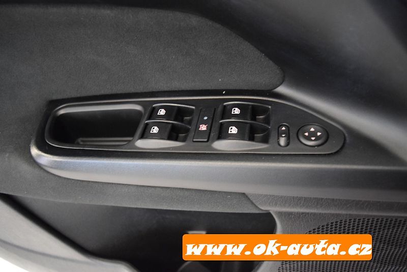 Fiat Tipo 1.6 MJT AUTOMAT  - fotka 33 z 45