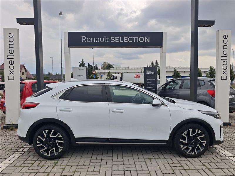 Kia XCeed 1,5 T-GDI 103kW 7DCT automat - fotka 7 z 21