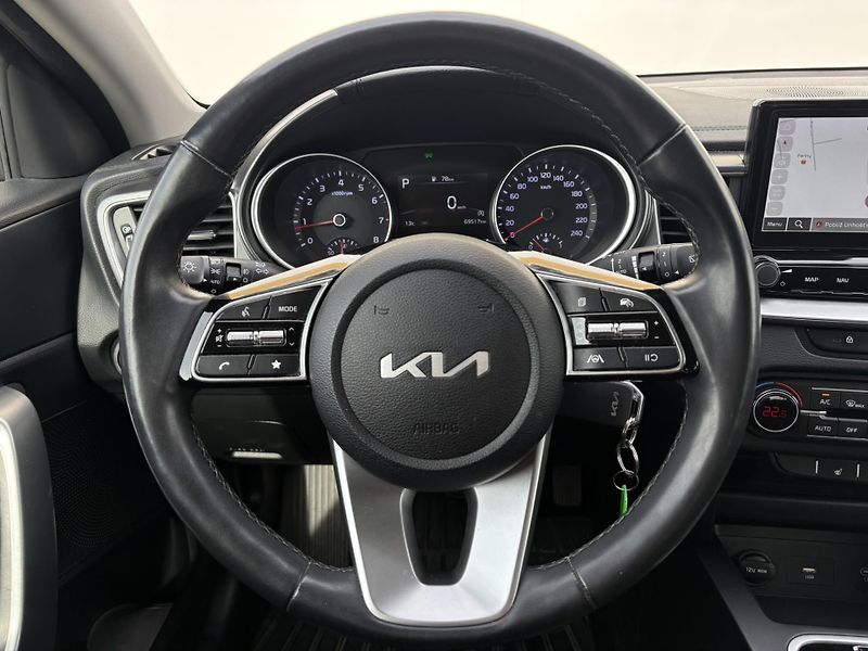 Kia Ceed 1.5 T-GDi 117kW DCT TOP - fotka 15 z 21