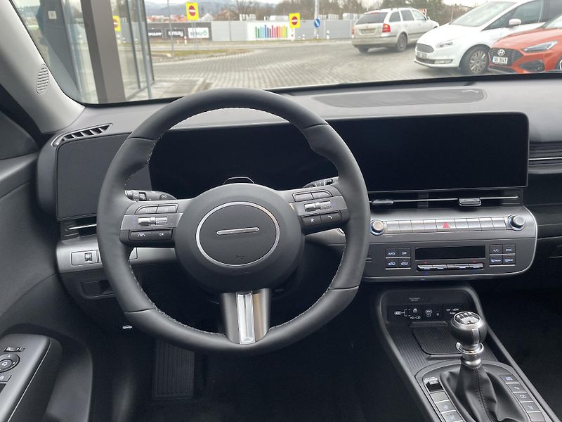Hyundai Kona 26 1,6 T-GDI DCT HP SMART TECH - fotka 10 z 27
