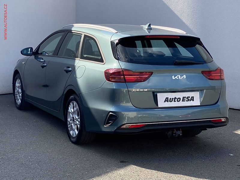 Kia Ceed (2022) 1.0 T-GDi SW, 1.maj,ČR, Spin - fotka 6 z 18