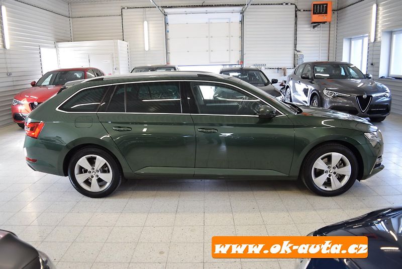 Škoda Superb 1.4 TSI iV DSG 160 kW PRAV.SER - fotka 9 z 63