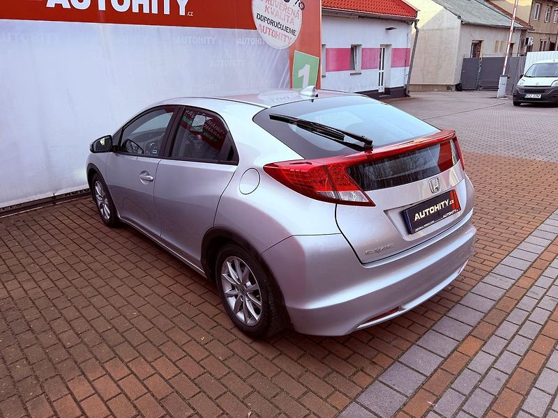 Honda Civic 1.4 Comfort, ČR - fotka 8 z 22