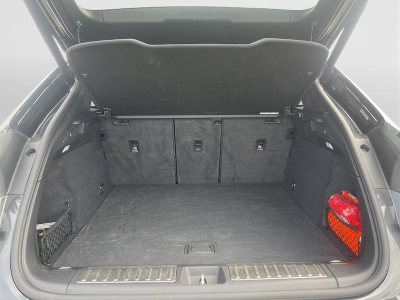 Porsche Macan 4s - fotka 25 z 26