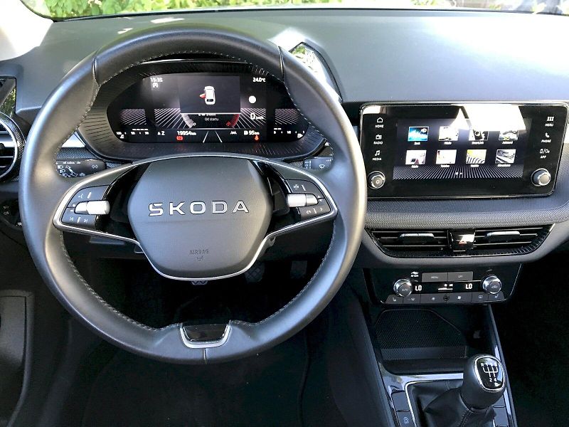 Škoda Fabia (2025) SELECTION  1,0 MPI - fotka 5 z 25