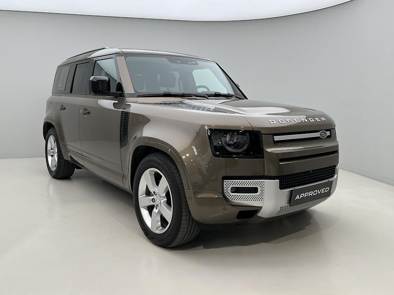 Land Rover Defender D250 XS EDITION AUT CZ - fotka 8 z 50