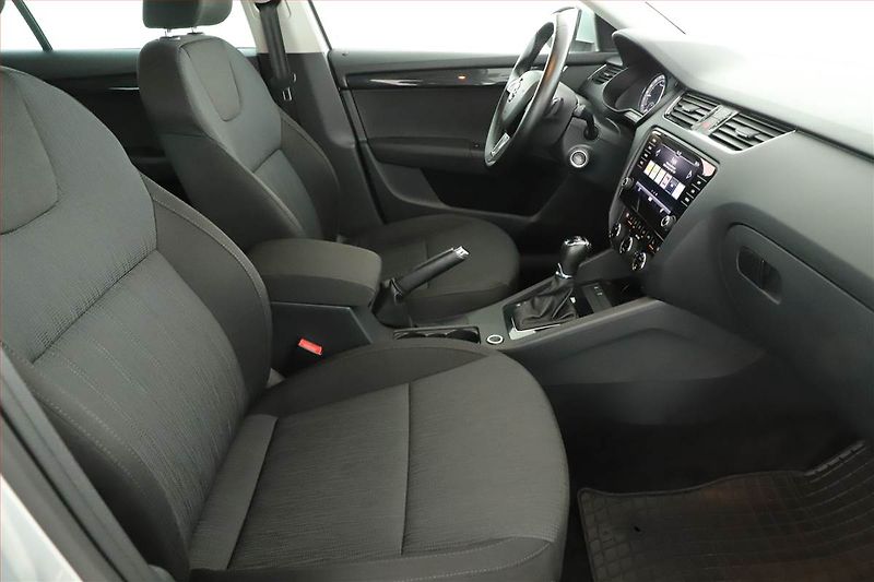 Škoda Octavia (2018) 1.6 TDI, Automat, Tempomat - fotka 7 z 20