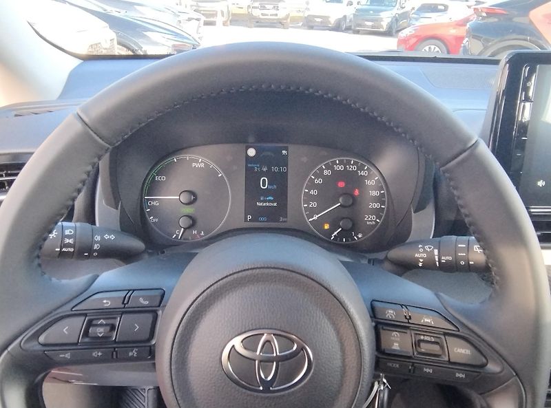 Toyota Yaris (2026) 1.5 HEV Limited Edition - fotka 9 z 12