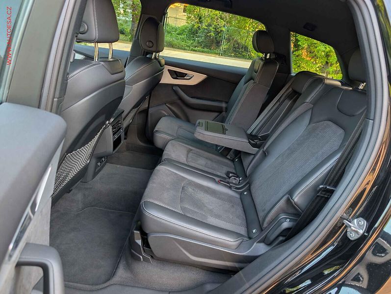 Audi Q7 (2022) 3.0 TDi quattro, 2.maj,ČR, S - fotka 15 z 32