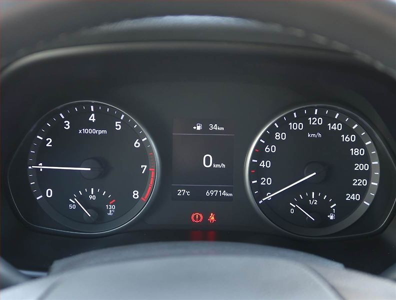 Hyundai i30 (2018) 1.0 T-GDI, Serv.kniha - fotka 11 z 18