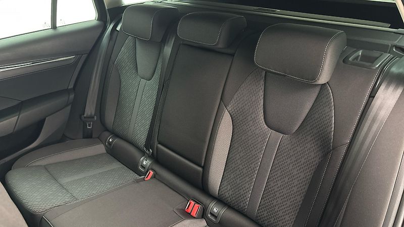 Škoda Octavia 1.5 TSI Style Combi - fotka 16 z 26