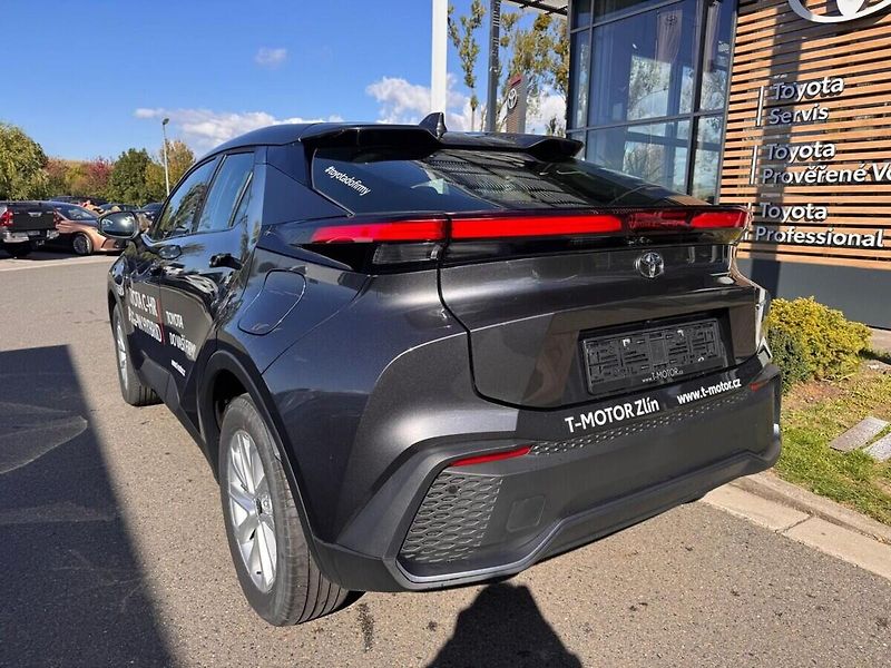 Toyota C-HR 2.0 Comfort, Plug-in hybrid - fotka 6 z 13