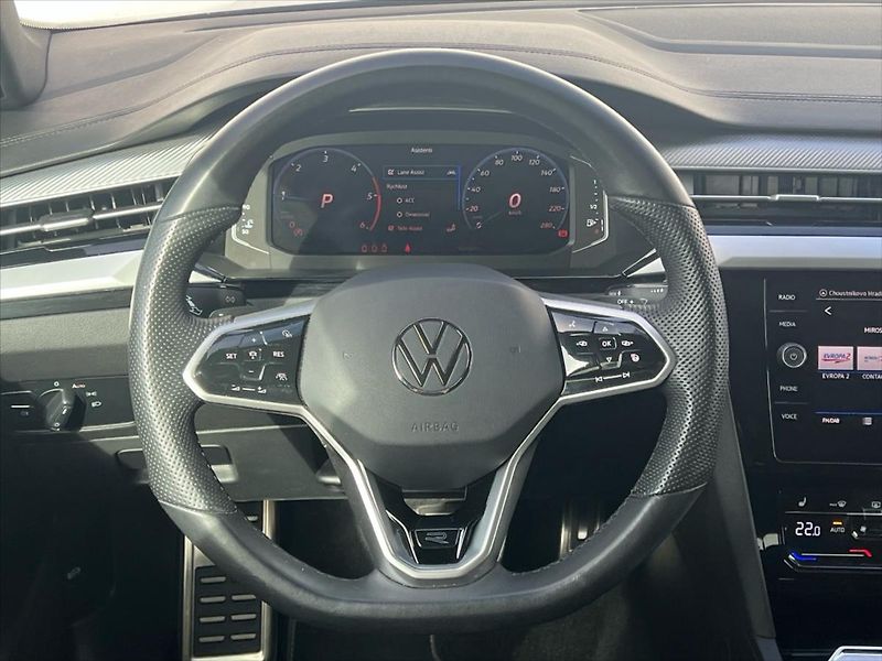 Volkswagen Arteon Shooting Brake 2,0 TDi 110kW 7DSG R-Line - fotka 15 z 28