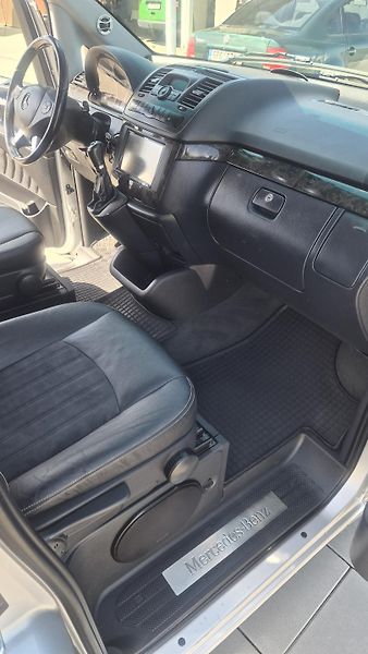 Mercedes-Benz Viano 3.0CDi V6, AUT 8míst DPH  - fotka 14 z 23