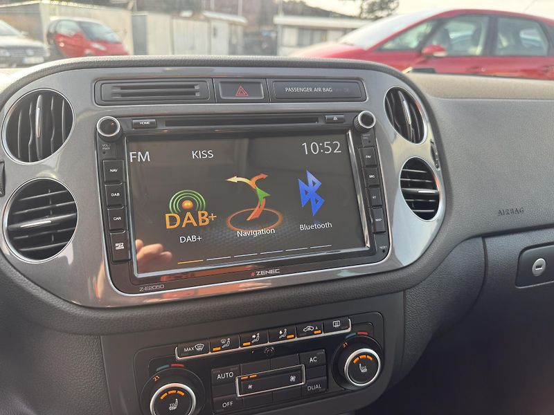 Volkswagen Tiguan 1.4TSi. Rezervace  - fotka 28 z 67