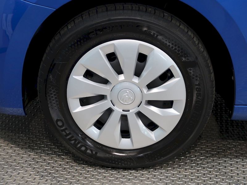 Škoda Fabia (2025) SELECTION 1.0TSI 70KW - fotka 12 z 38