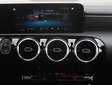 Mercedes-Benz CLA (2021) 200, 1.ČR,Navigace,plný servis - náhled 12