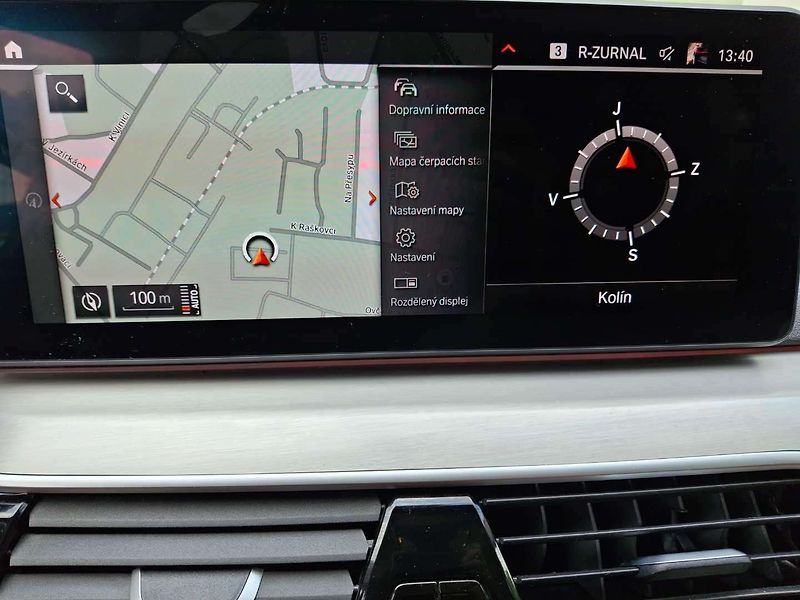 BMW Řada 5 530d xDrive AT Touring - fotka 20 z 71