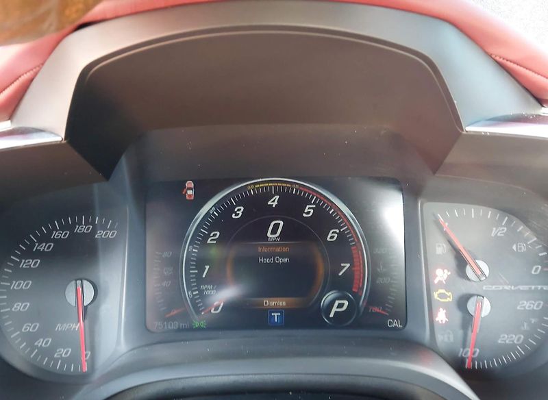 Chevrolet Corvette (2017) Auto na cestě - fotka 6 z 12