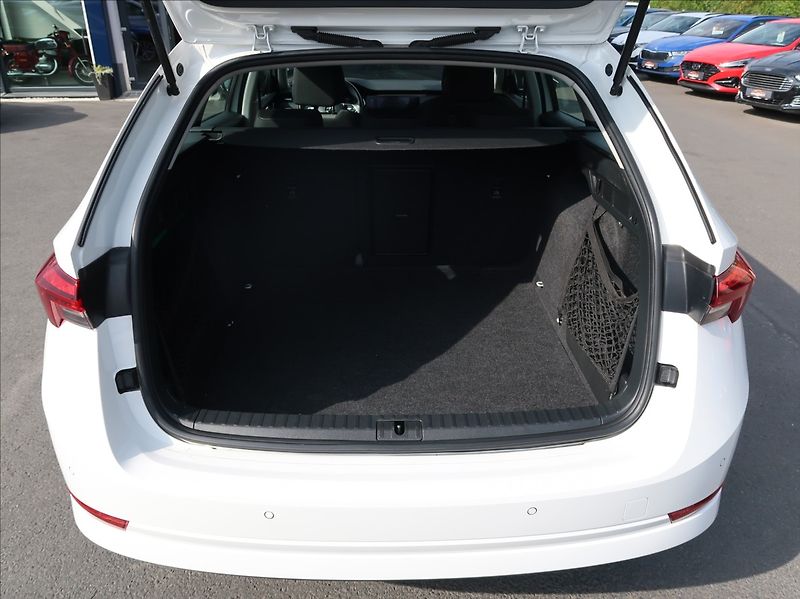 Škoda Octavia 2,0 TDi,110kW,1majČR,Serv.,DPH - fotka 22 z 25