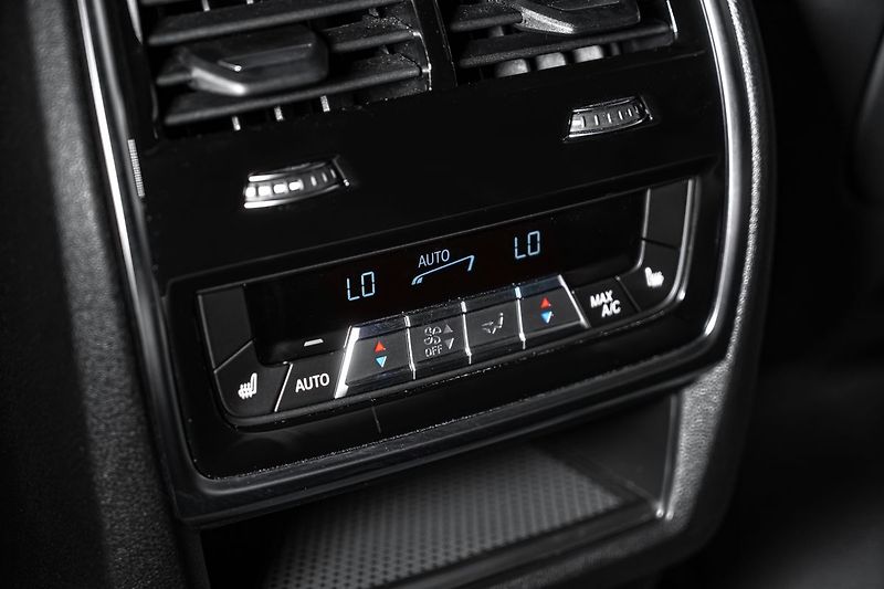 BMW X5 Competition Laser Carbon - fotka 18 z 24