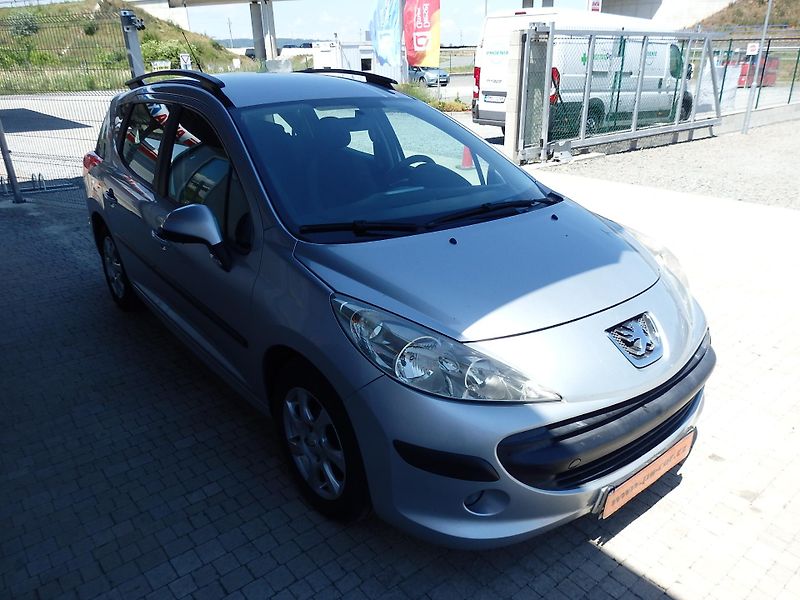 Peugeot 207 1.4i KLIMATIZACE, LPG - fotka 3 z 15
