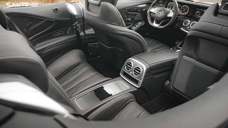 Mercedes-Benz Třídy S S63 AMG 4MATIC cabrio 585 PS - fotka 12 z 48